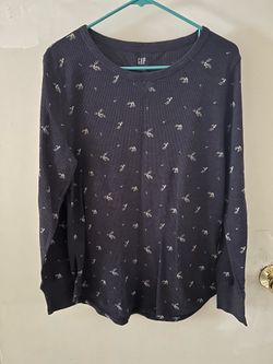 Women light sweater