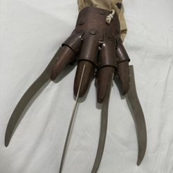 Freddy Krueger Glove
