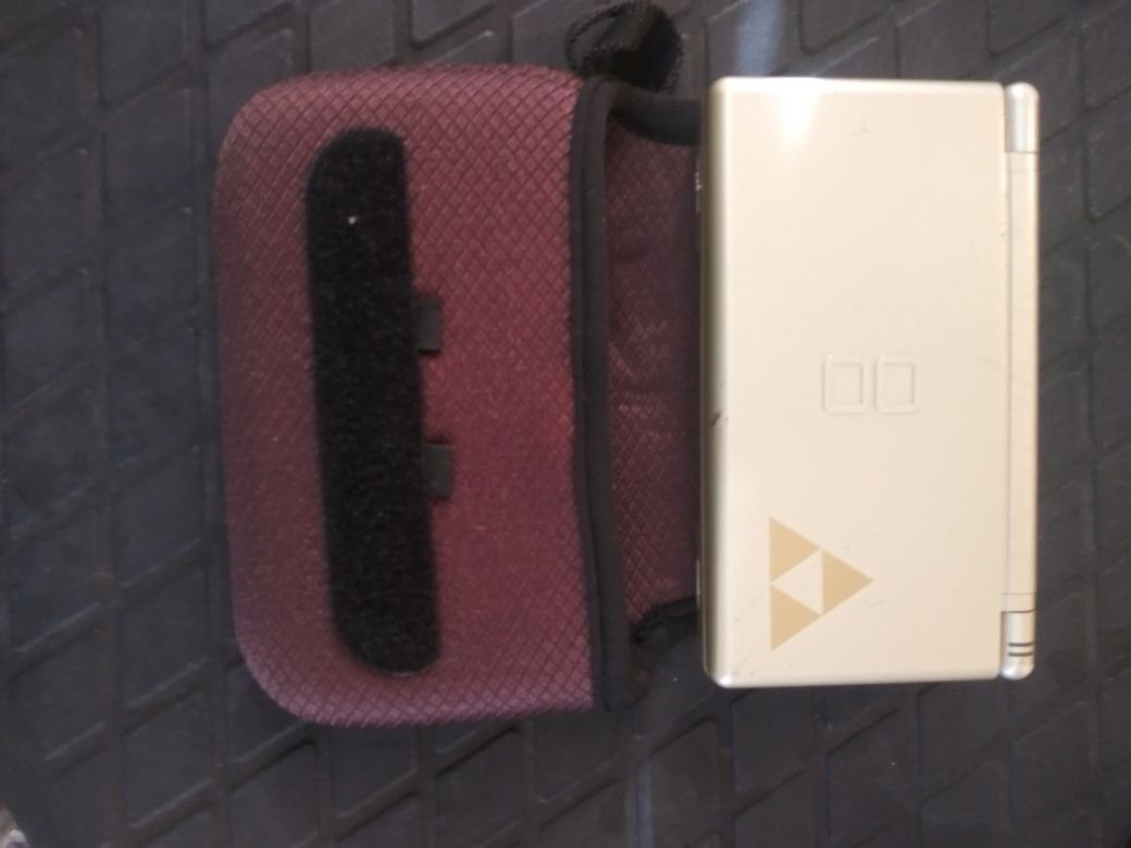 Nintendo DS lite, case and some games