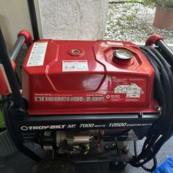 PORTABLE GAS GENERATOR…TROY-BILT AP 7000 WATTS 10500 STARTING WATTS