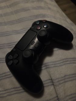 PS4 Controller