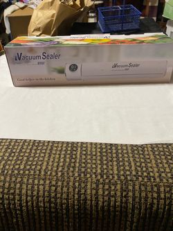 Automatic Food Vacuum Sealer with Bags