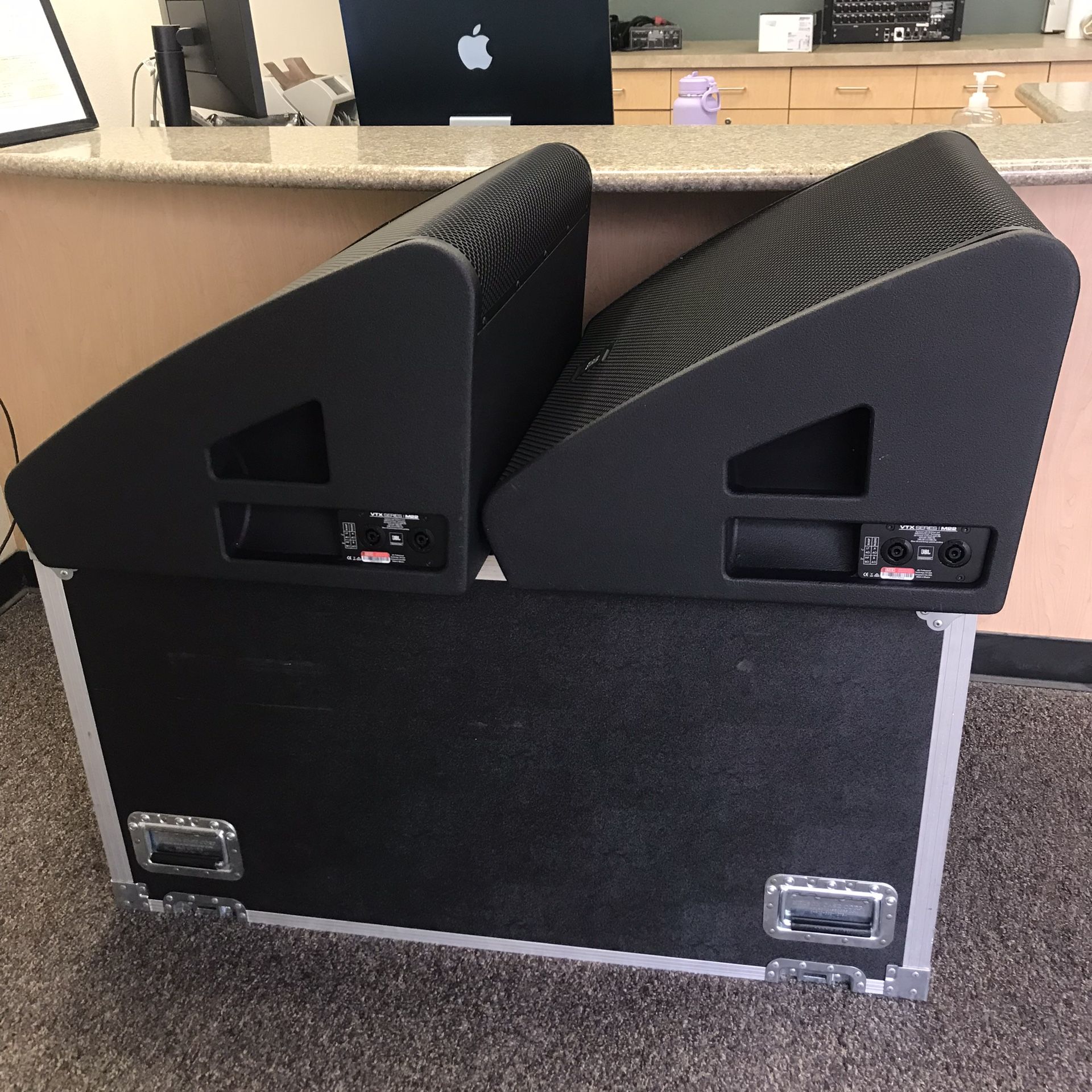Monitor Jbl Vtx F JBL VTX M22 Stage Monitor PAIR With Case