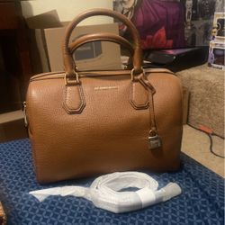 Micheal Kors Purse Worn A Few Times