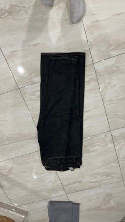 2 Charcoal 501 Levi’s S 32x30