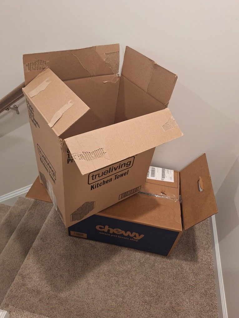 Free Large Moving Boxes There Are Only Three In The Picture But I Have So Many More Or Six More