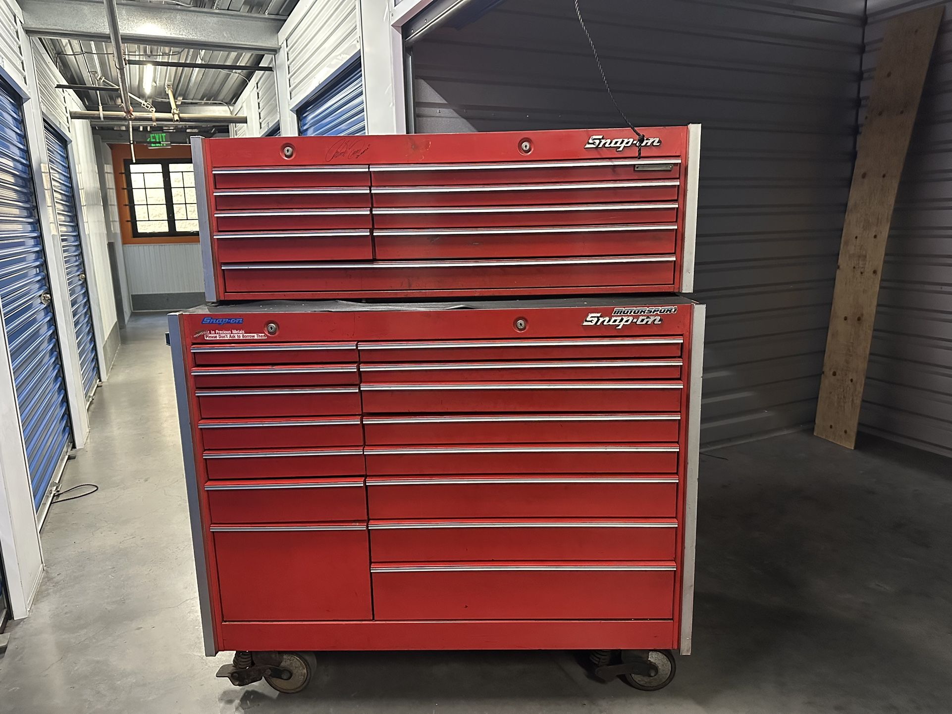 Snap On Tool Boxes (KR1000 And KR1100)