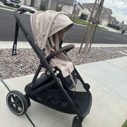 Cybex e gazelle double stroller with bassinet INCLUDING the car seat and base for FREE