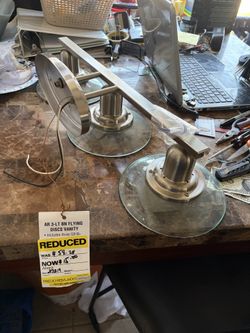 Wall mount light fixture