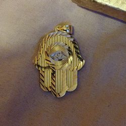 14k Solid Hamsa Hand Pendant 