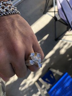 Natural Vs Diamond Flooded Solid Gold Ring!