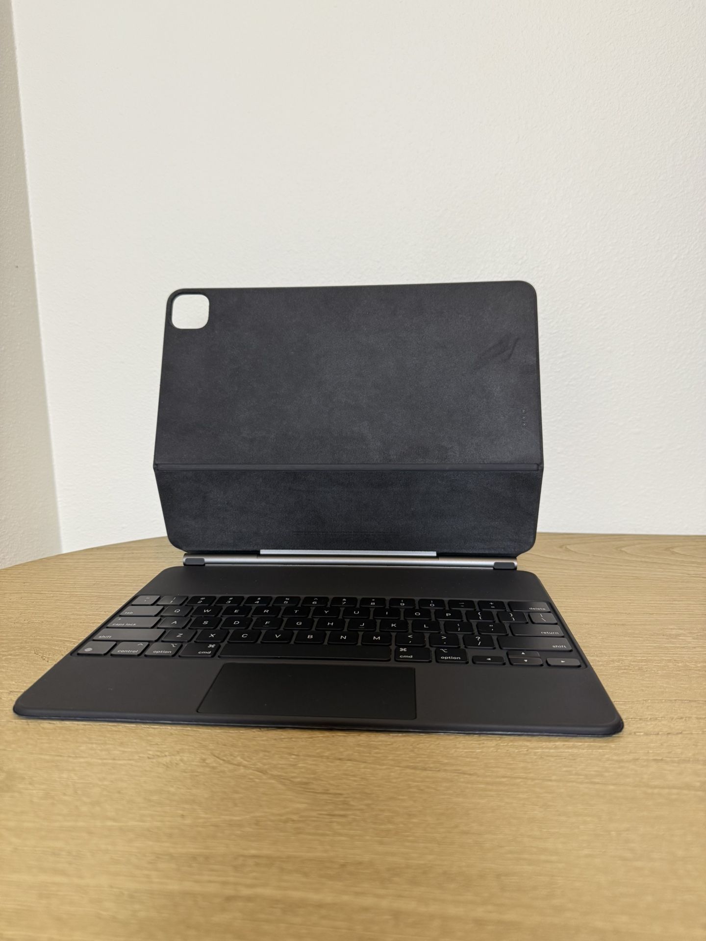 Apple Magic Keyboard For iPad