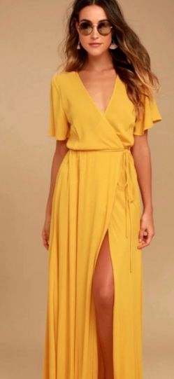 Lulus yellow wrap maxi dress size large
