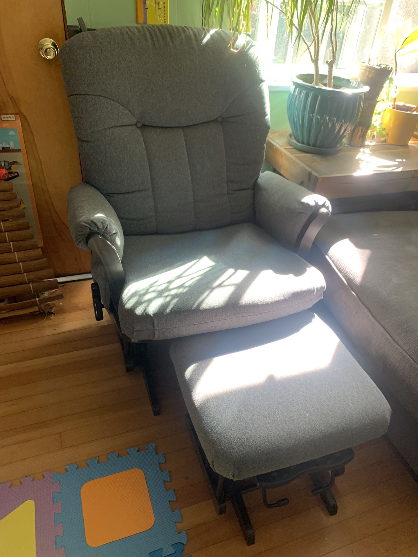 Like New Condition Dutailier Sleigh Glider and Ottoman 