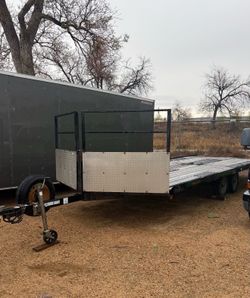 * Make: VYGR (Voyager) * Body Style: Utility Trailer (UT1)