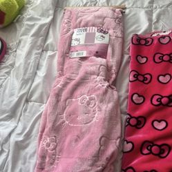 Hello Kitty Pink Blanket 