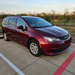 2021 Chrysler Voyager