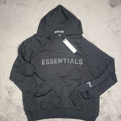 JET BLACK ESSENTIALS HOODIE