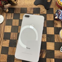Iphone 8 Plus 64Gb Silver Unlocked