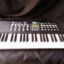 First Act Small Key Board Read Description 