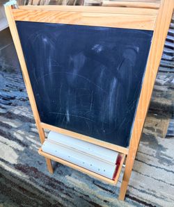 IKEA Wooden Kids Art Easel – Chalkboard & Whiteboard