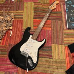 Squire Strat Elec Guitar
