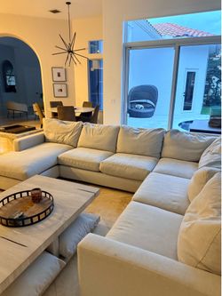 Large Lt Gray Sectional  Couch