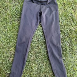 ALO leggings 