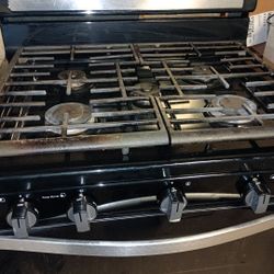 Clean Black And Stainless 5 Burner Gas Stove Works Great! Free Delivery!