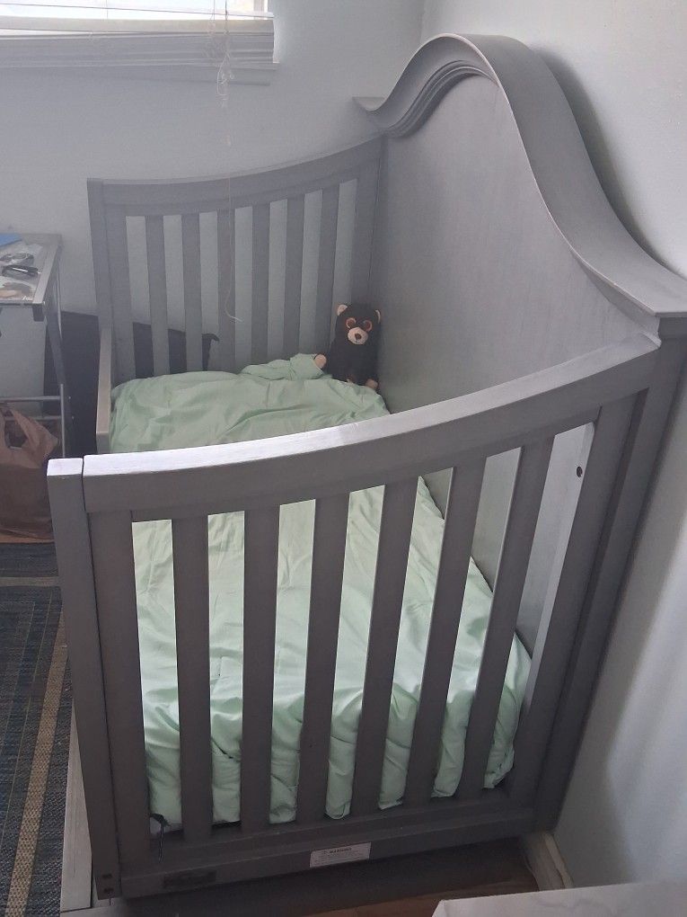 Converter Crib/Bed Combo
