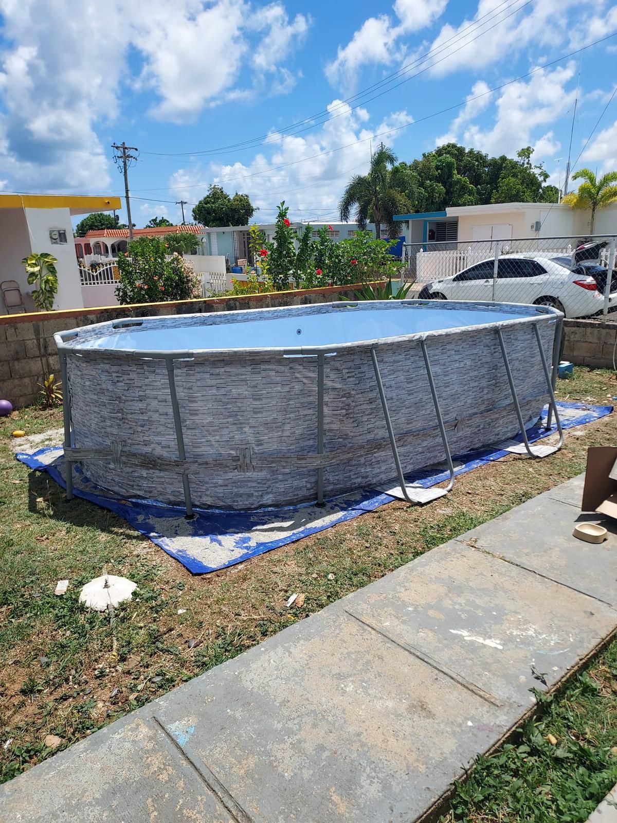 Coleman Swimming Pool 10x16