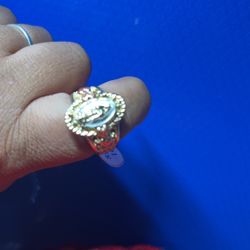 Gorgeous Virgen Ring