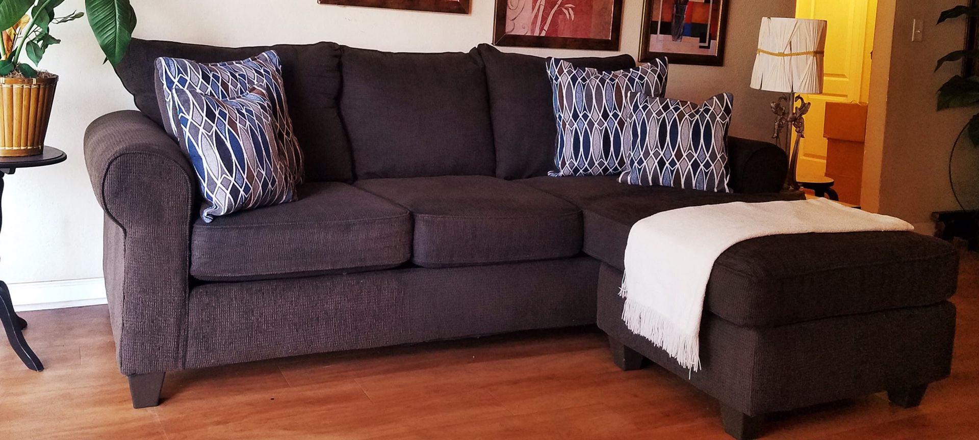 Dark Brown Sectional Sofa in Good Condition. Chaise Can Be Moved to Either Side