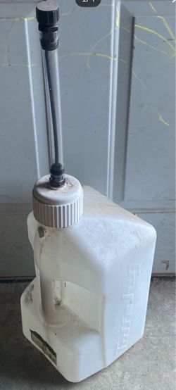 Tuff jug 5 gallon fuel can
