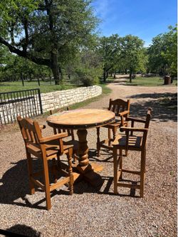 Bar and 3 Bar Stools