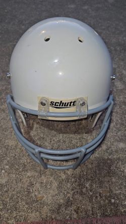 Schutts football helmet Small youth (no helmet liner)
