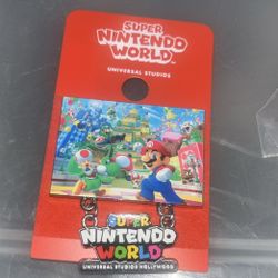 Universal Studios SUPER NINTENDO WORLD Hollywood Exclusive Pin (NWT) 