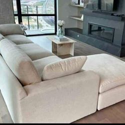 New❣️Beige 3-Piece Sectional Couch By Ashley 🚡Fast Delivery & Instant Financing Approval 