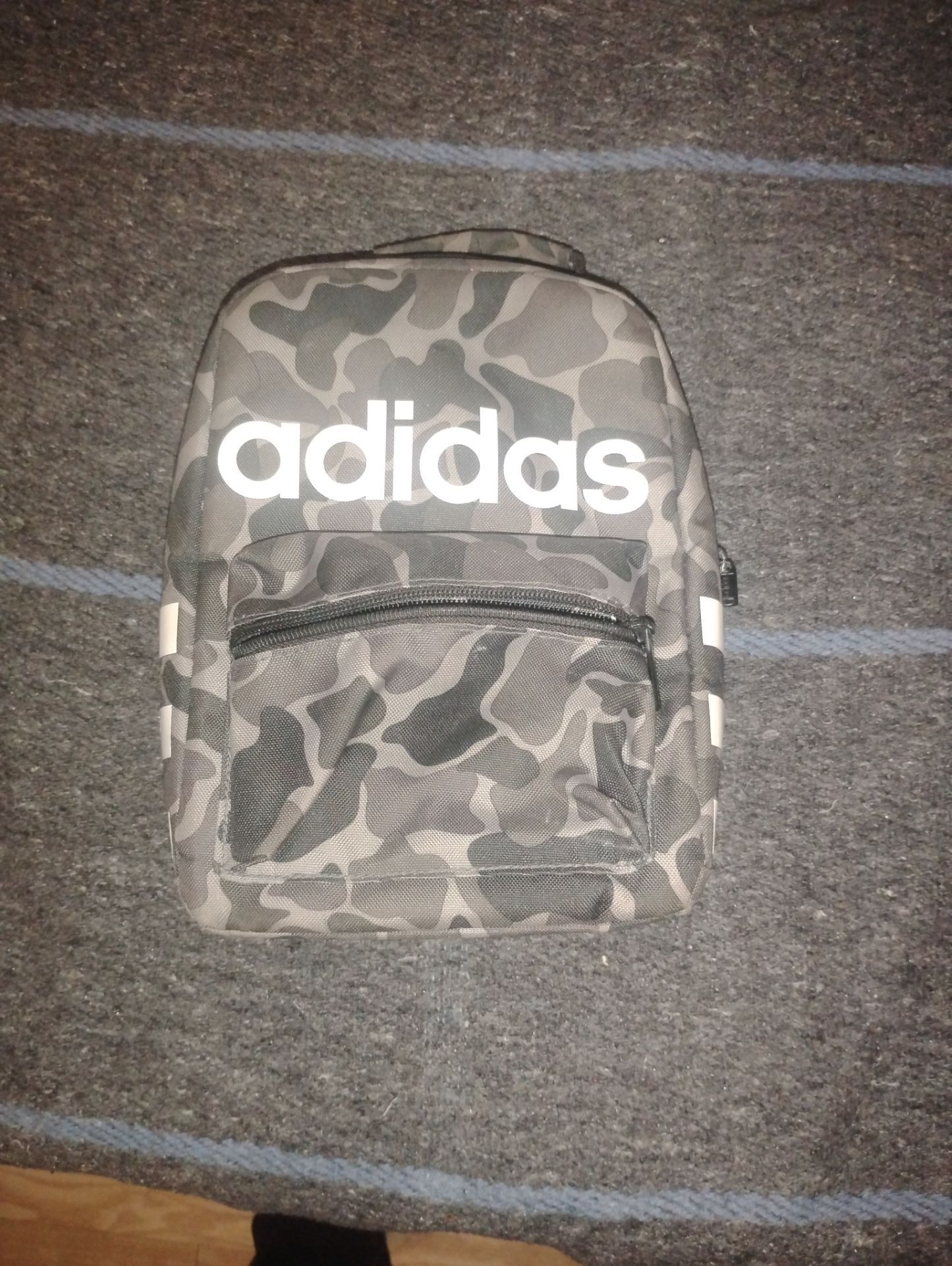 Adidas cooler