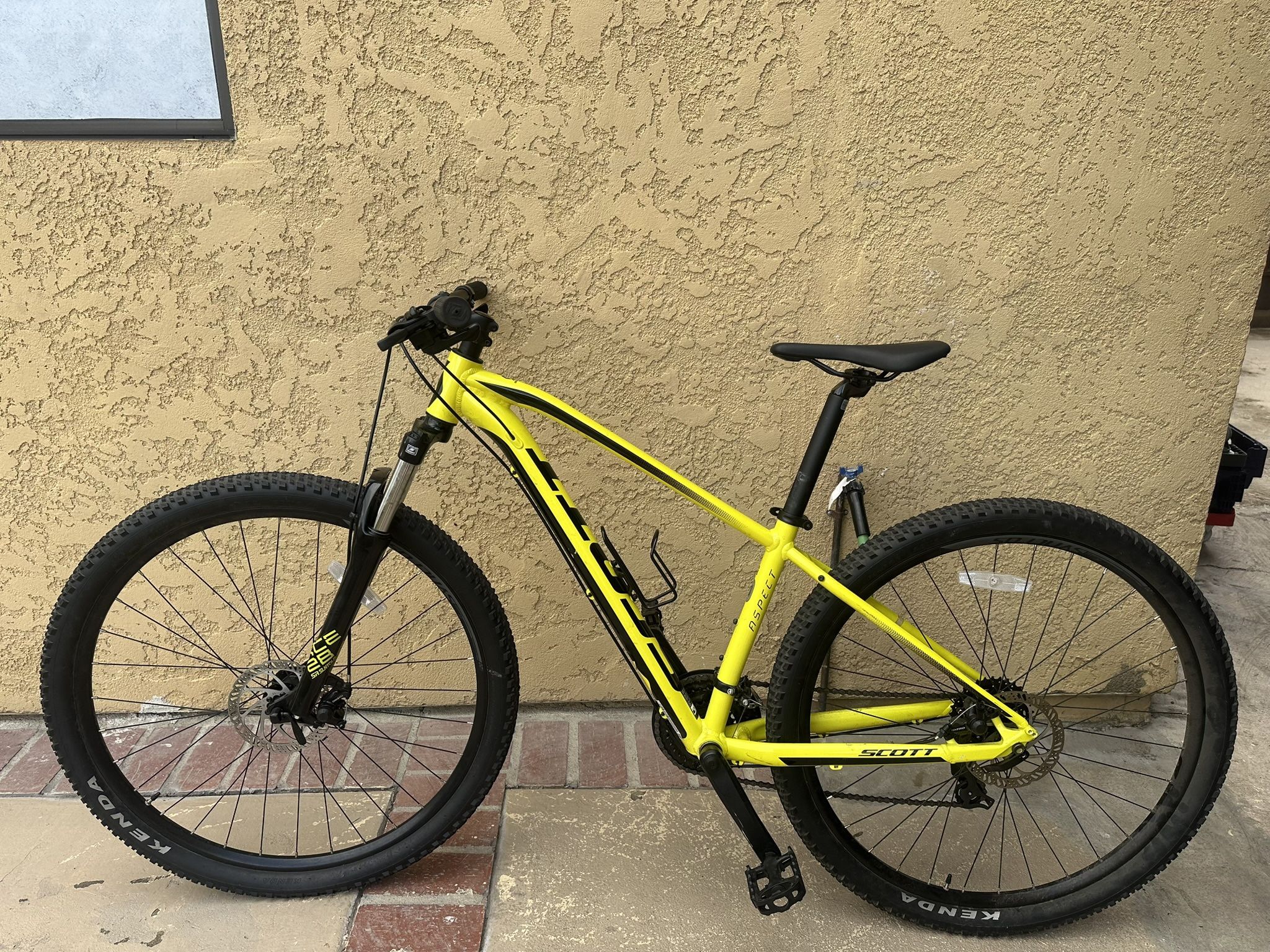 Scott Aspect 970 – Great condition – Ready to ride
