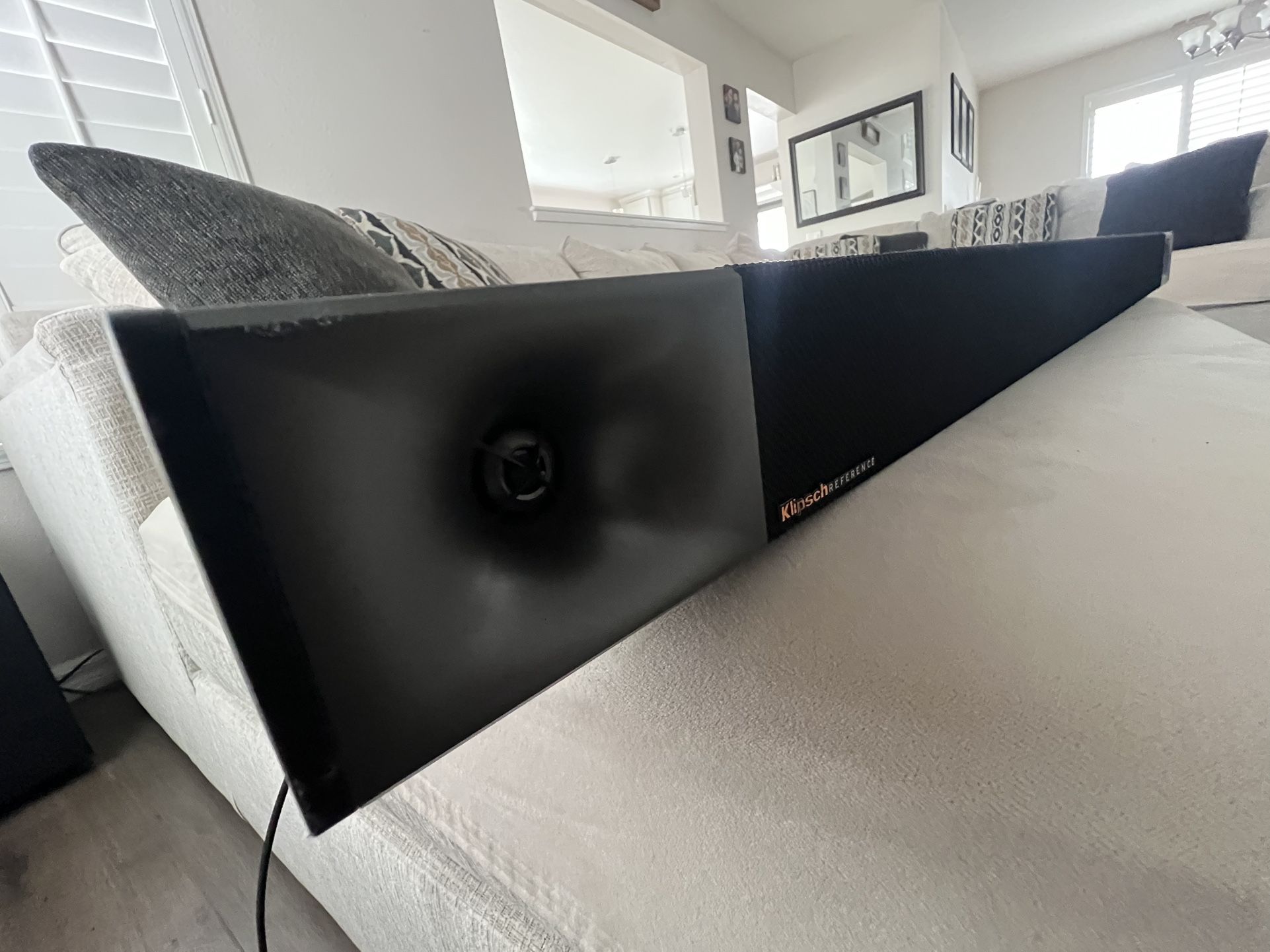 Klipsch Soundbar & Bass