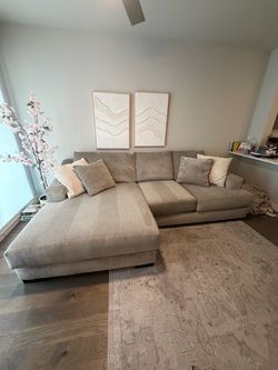 Living spaces custom Ana Marie sectional / sofa