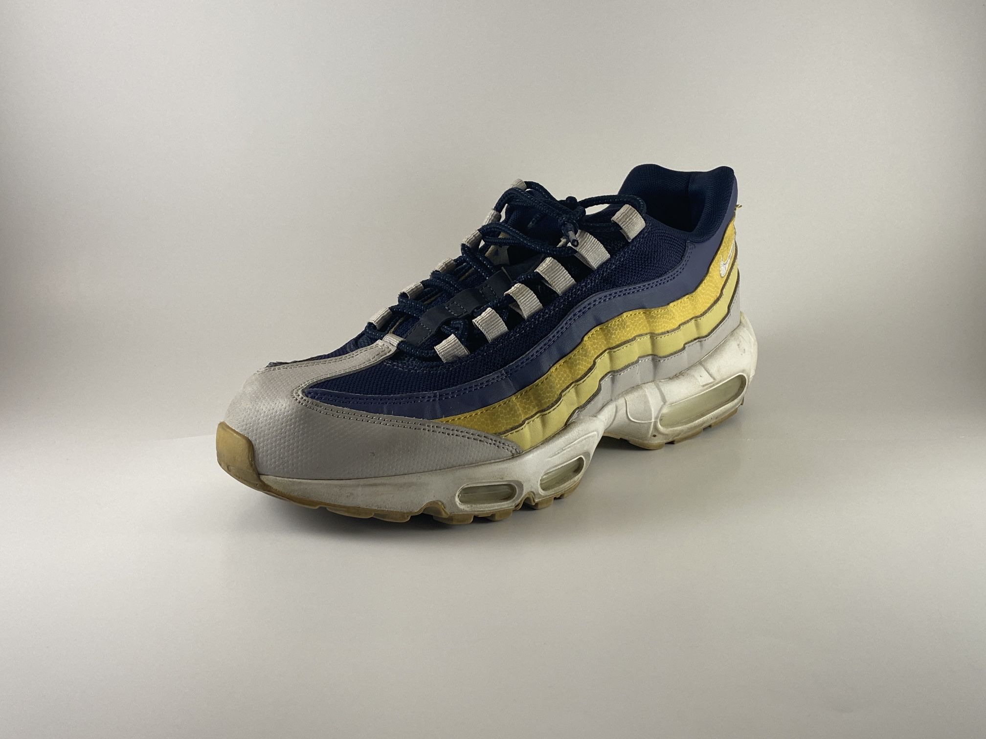 Nike Air Max 95 Essential Men’s 12 Model 749766-107 White/Vast Grey-Lemon Wash