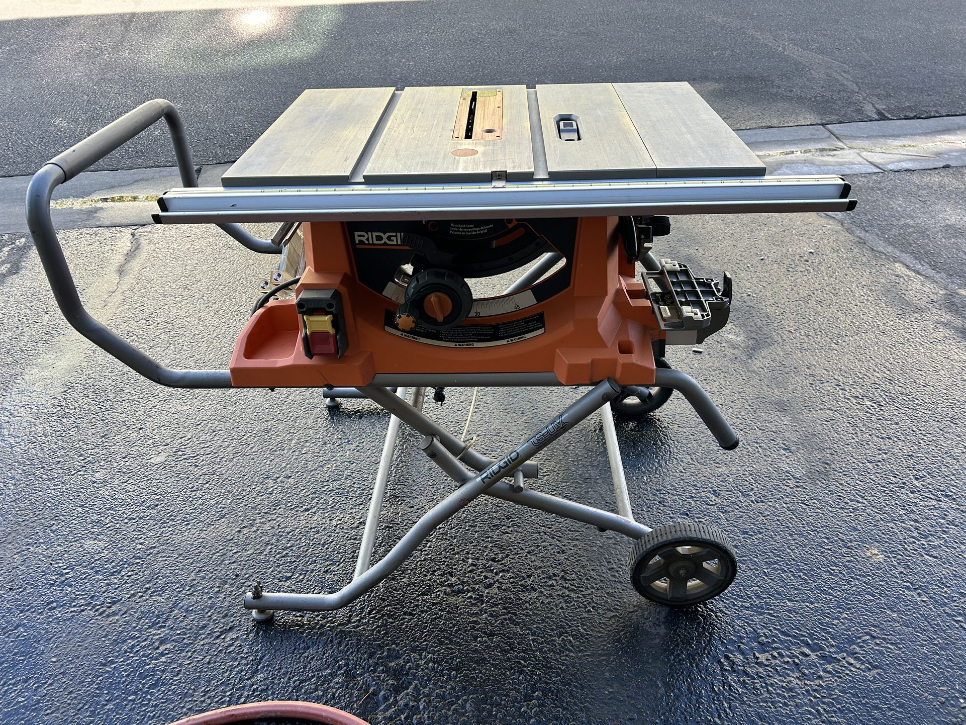 Table Saw Like New