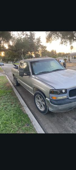 GMC Sierra Extended Cab Pickup Truck