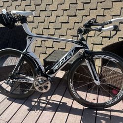 Ridley Dean Full Carbon Tri bike w/ Di2 Ultegra  groupset. 