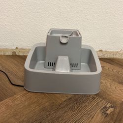 Cat Water Fountain 