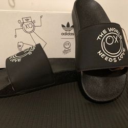New Adidas Slides Sandals With Tags Size 6,7,8