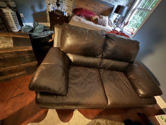 Brown leather sofa love seat /couch