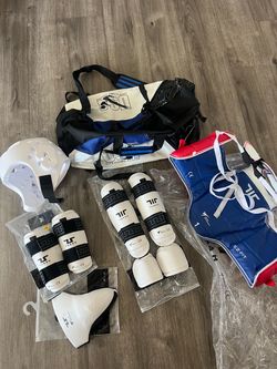 Sparring gear kids size small